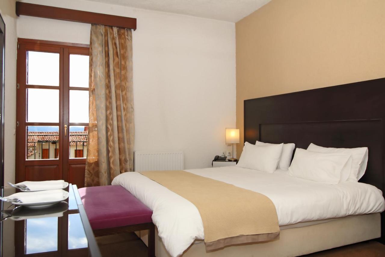 Boutique Hotel Parnassia Арахова Екстериор снимка