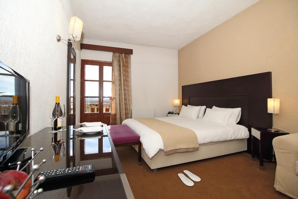 Boutique Hotel Parnassia Арахова Екстериор снимка