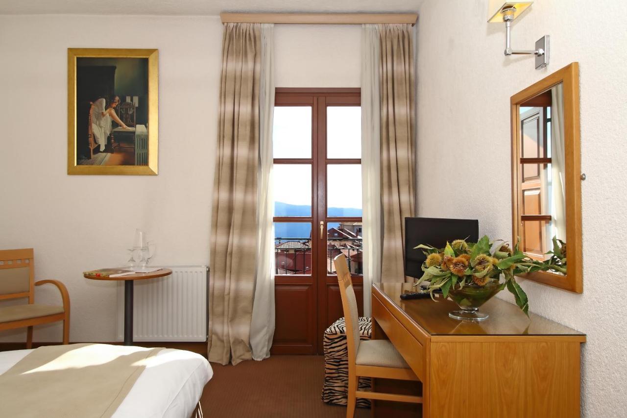 Boutique Hotel Parnassia Арахова Екстериор снимка